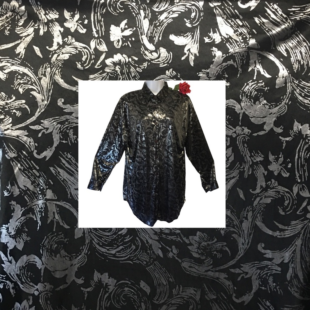Vtg. Maggie Lawrence collection liquid metal metallic silver black button up top